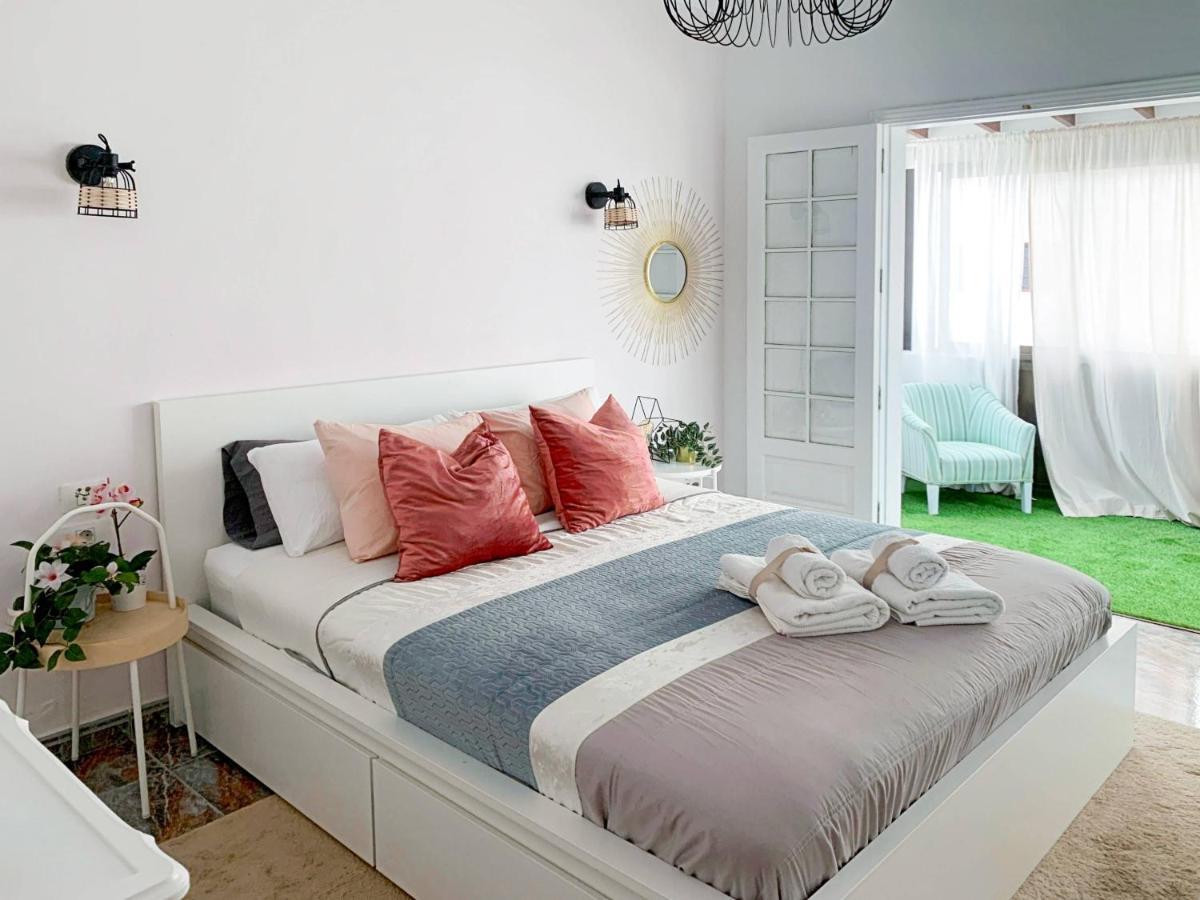 Habitaciones Privadas Cerca De La Playa Y Aeropuerto En Casa Compartida Con Otros Huespedes Playa Honda  Dış mekan fotoğraf