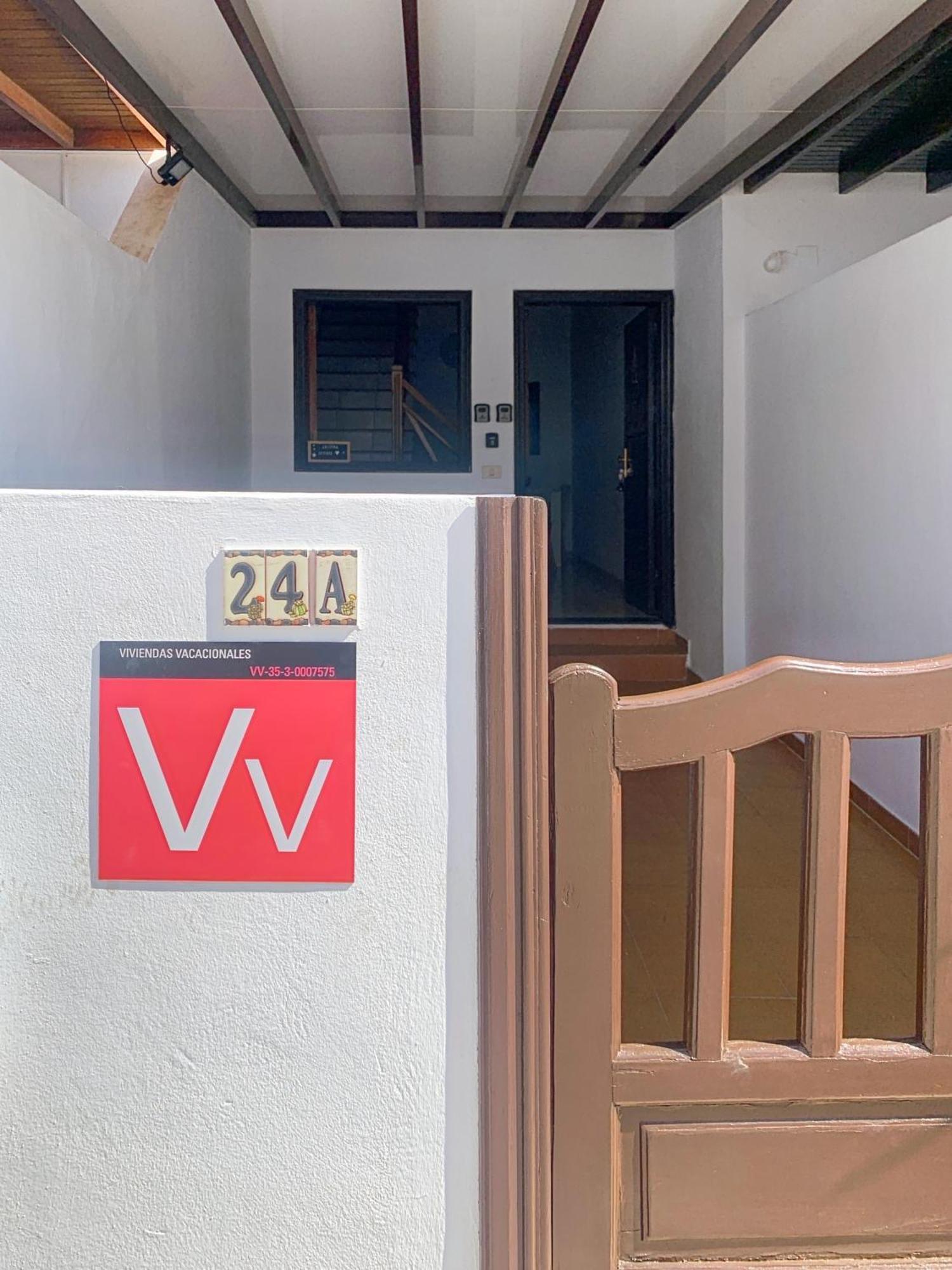 Habitaciones Privadas Cerca De La Playa Y Aeropuerto En Casa Compartida Con Otros Huespedes Playa Honda  Dış mekan fotoğraf